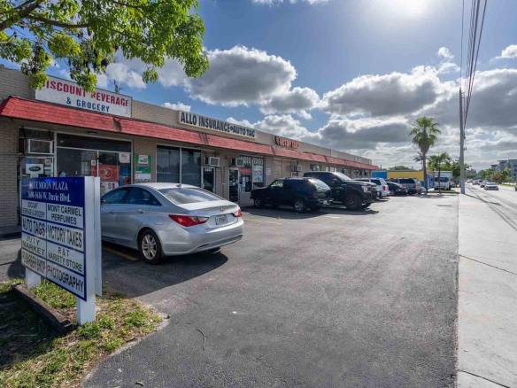 Blue Moon Shopping Center