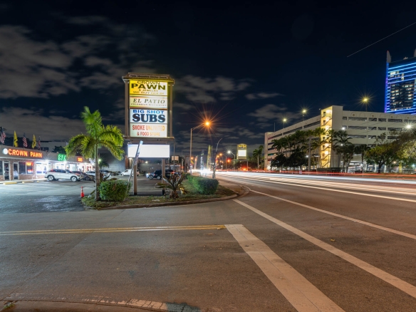 Twin Shopping Center - South at night