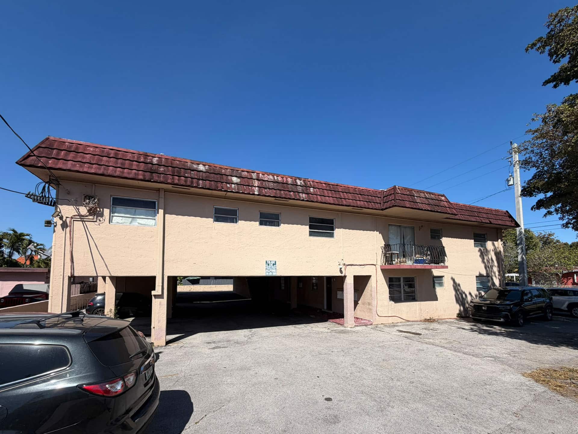Vista Flora Apartments