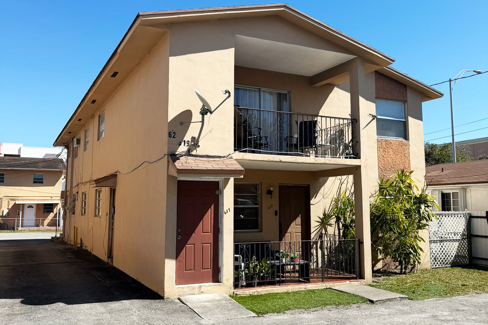 615 Quadplex